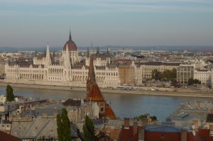 Budapest: Blick auf das Parlamentsgebäude